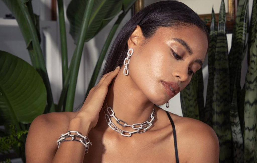 How to Layer Jewelry: Tips and Tricks